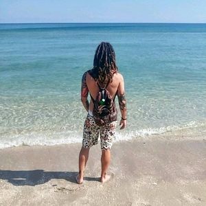 Meet your Posher, Zak